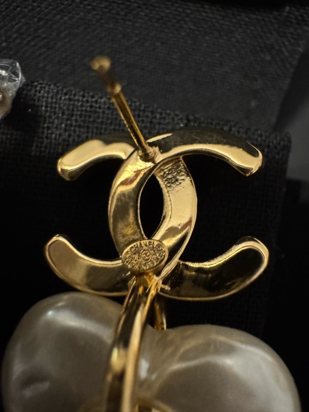 CHANEL Gold-Tone Double C Heart Drop Earrings with Pearl Hearts - Picture 8 of 9
